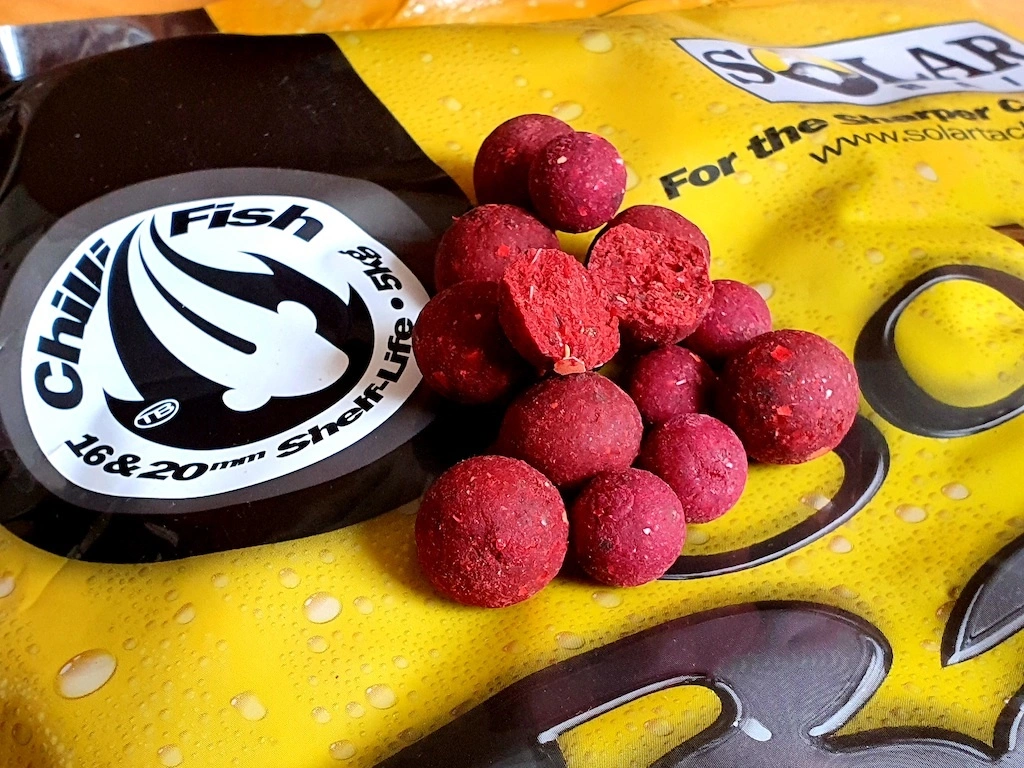 Solar Tackle Bulkdeal Chili Fish 15kg (16mm + 20mm) 6 Solar Tackle Bulkdeal Chili Fish 15kg (16mm + 20mm) - Afbeelding 4
